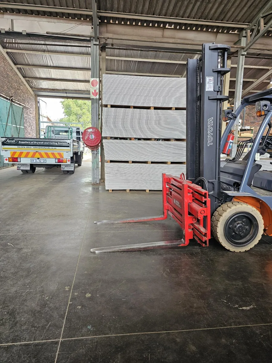 Fundi Interior Systems warehouse