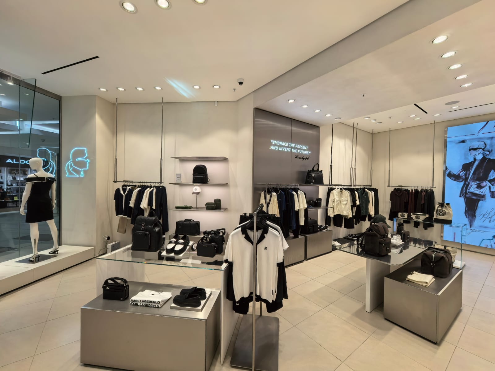 Karl Lagerfeld accessory shelving zone