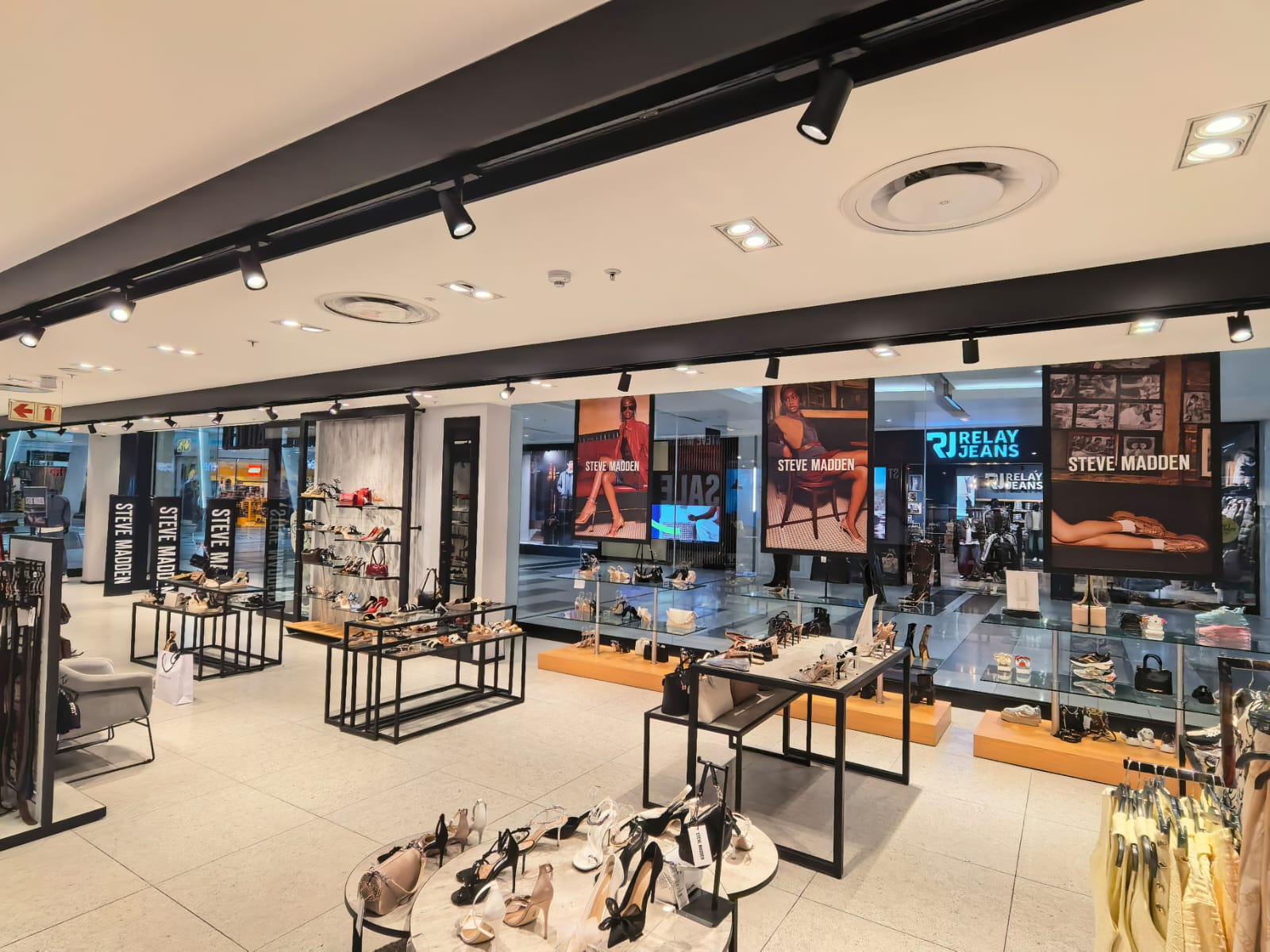 Steve Madden interior rear view